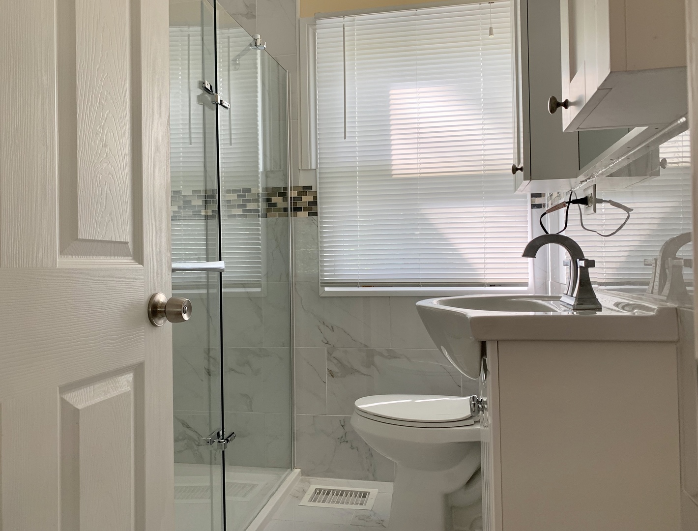 813 Sunset Road Wheaton, IL 60189 - Photo 13 of 19