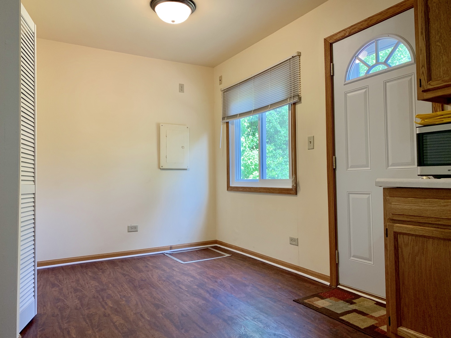 813 Sunset Road Wheaton, IL 60189 - Photo 6 of 19