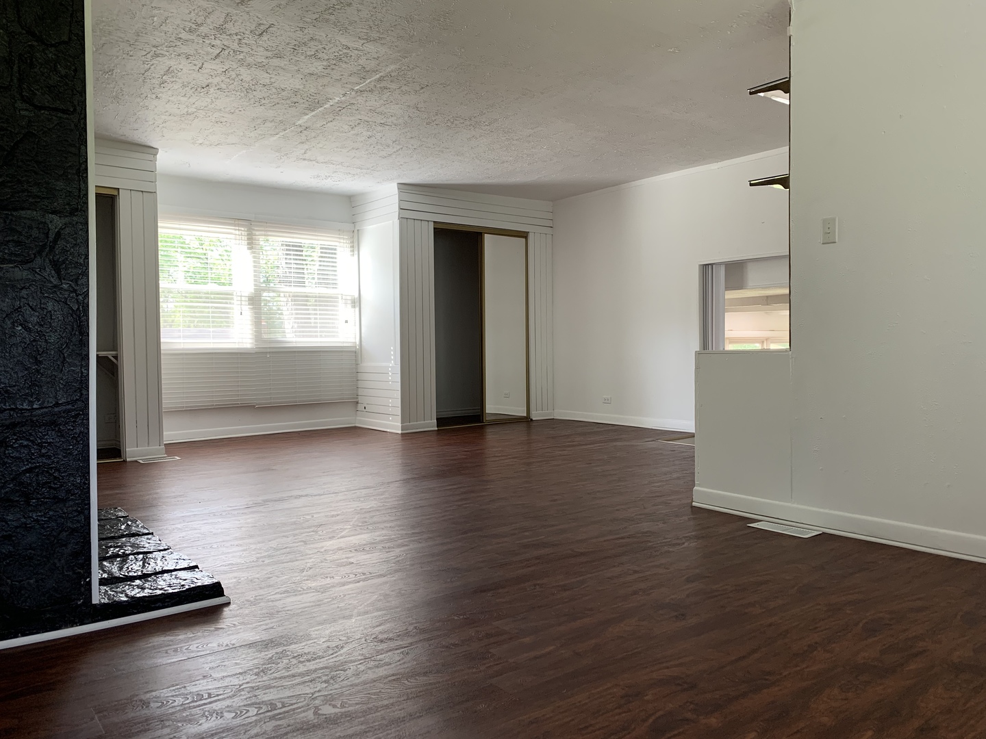 813 Sunset Road Wheaton, IL 60189 - Photo 8 of 19