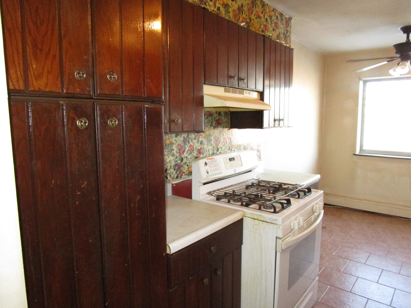 1301 South Finley Road, Unit 417 Lombard, IL 60148 - Photo 18 of 28