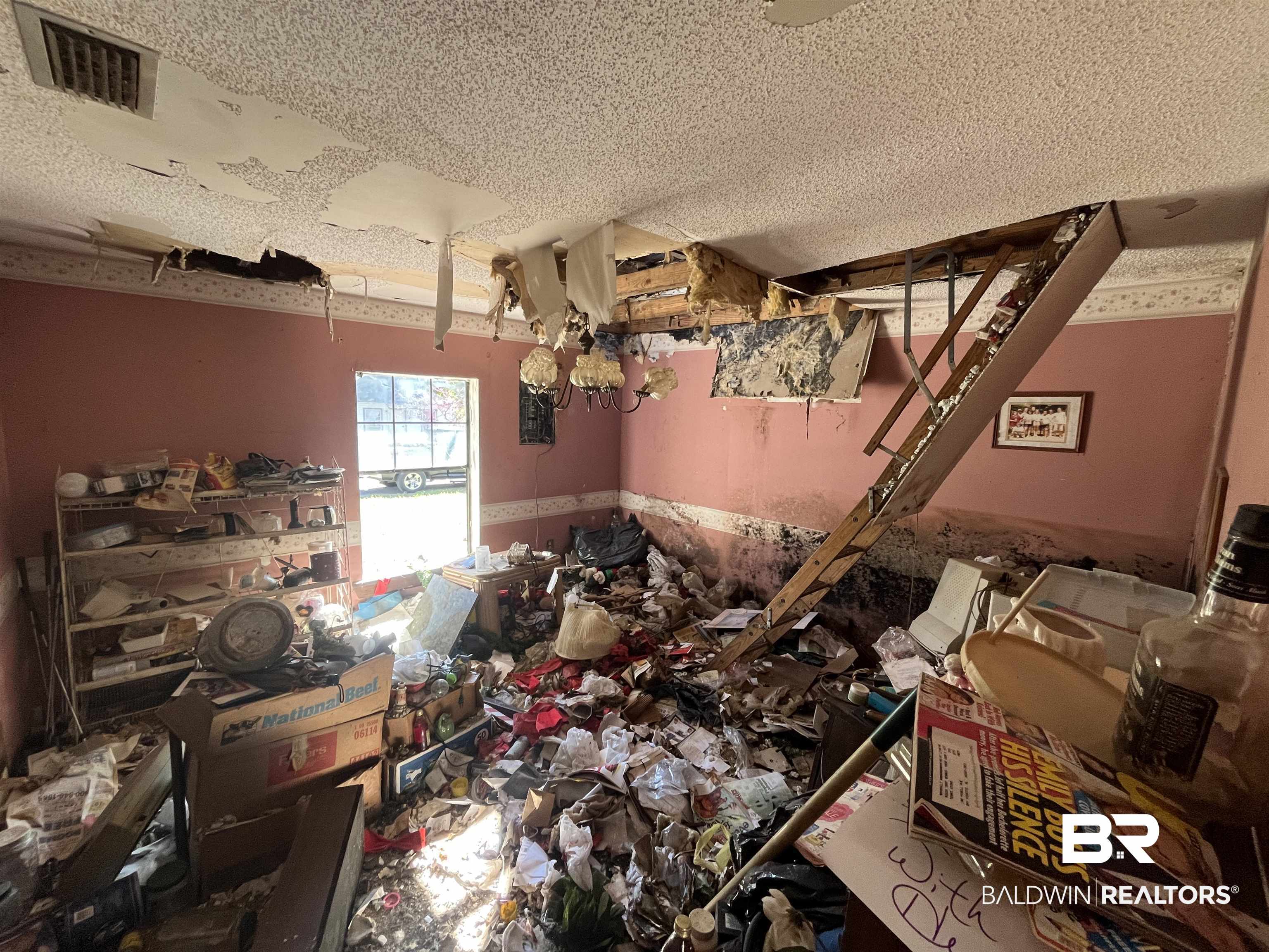 108 Powell Avenue Bay Minette, AL 36507 - Photo 15 of 39 Miscellaneous room with a textured ceiling