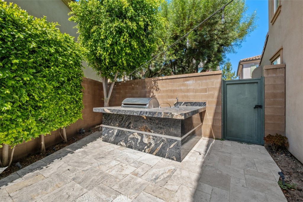 60 Visionary Irvine, CA 92618 - Photo 27 of 39