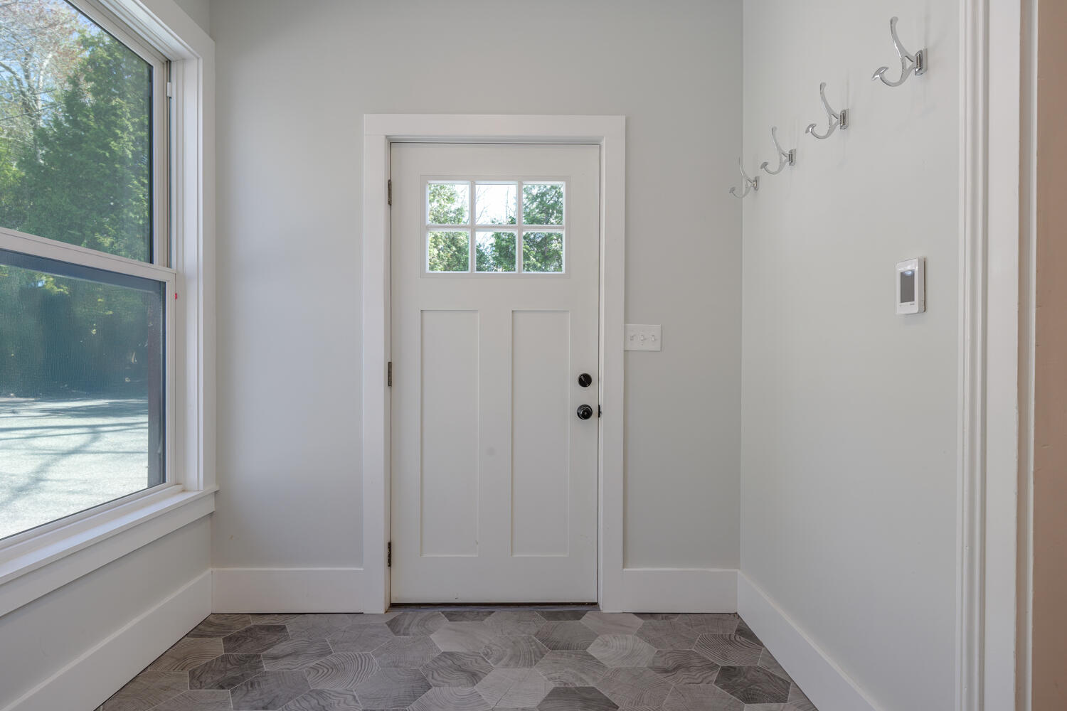 41 Main Street Mount Desert, ME 04675 - Photo 6 of 52 6-36-side Entry-Mudroom