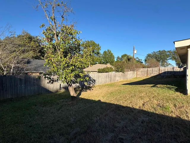 $1,995 | 613 Carriage Drive, Tyler, TX 75703