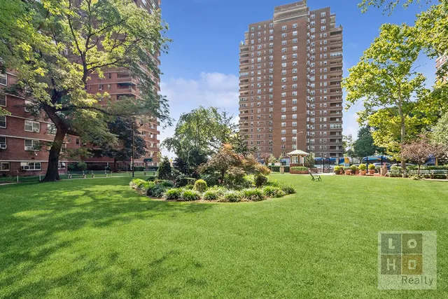 $509,000 | 477 FDR Drive, Unit M301 | Lower East Side