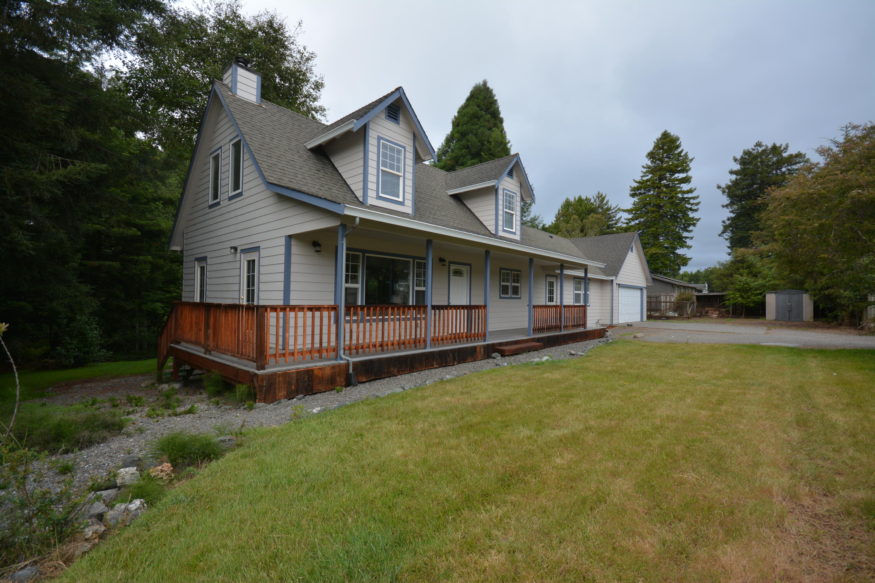 2211 Ridgewood Drive Eureka, CA 95503 - Photo 2 of 23