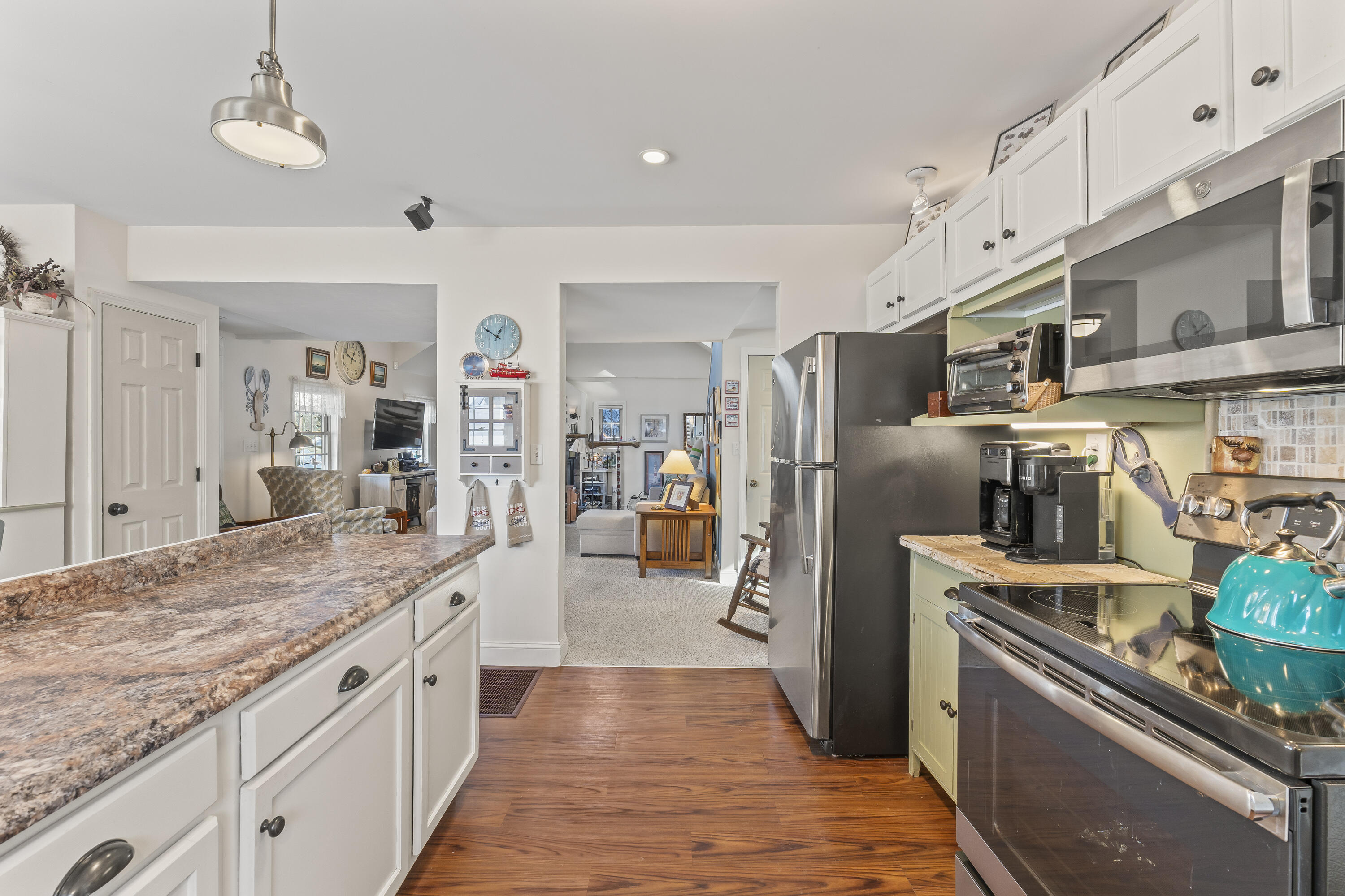 21 Lobster Cove Road Boothbay Harbor, ME 04538 - Photo 11 of 81 21 Lobster Cove Rd_0119