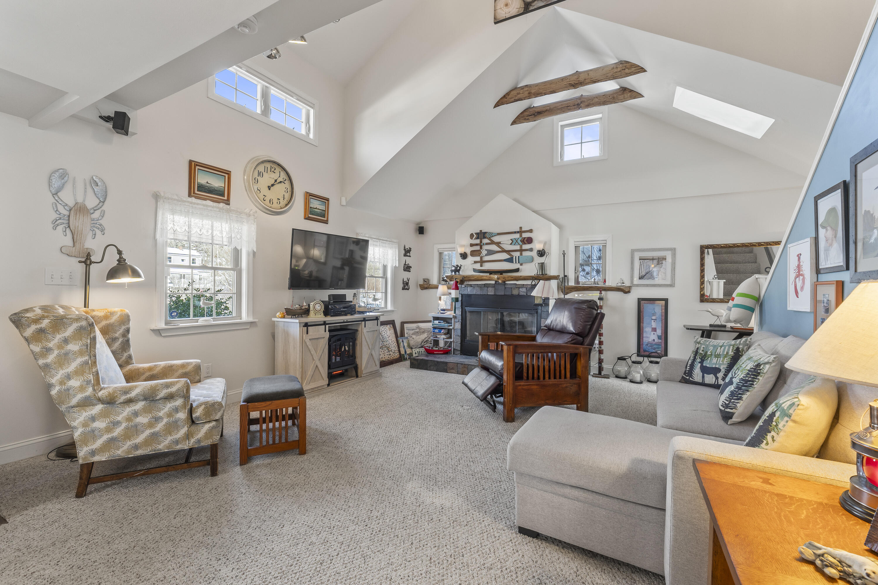 21 Lobster Cove Road Boothbay Harbor, ME 04538 - Photo 20 of 81 21 Lobster Cove Rd_0128