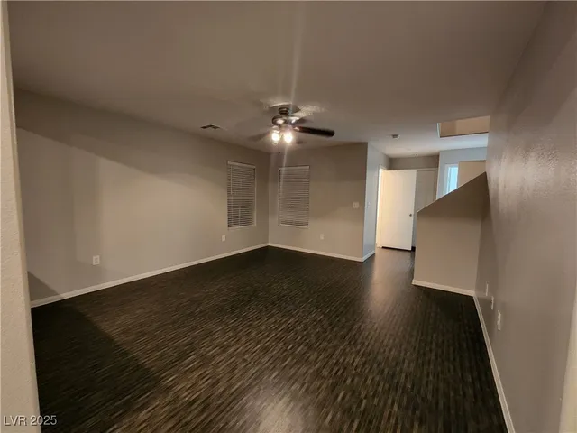 $2,095 | 9394 Fort Lincoln Avenue, Las Vegas, NV 89178