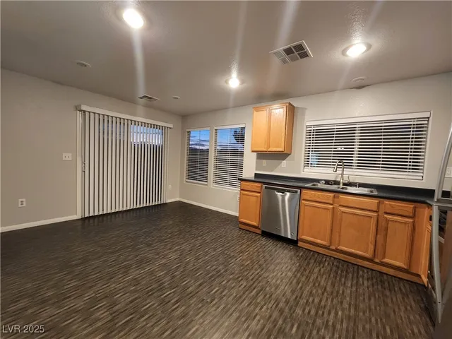 $2,095 | 9394 Fort Lincoln Avenue, Las Vegas, NV 89178