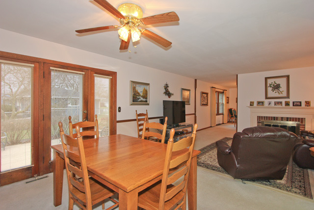841 Ruth Drive Elgin, IL 60123 - Photo 11 of 25