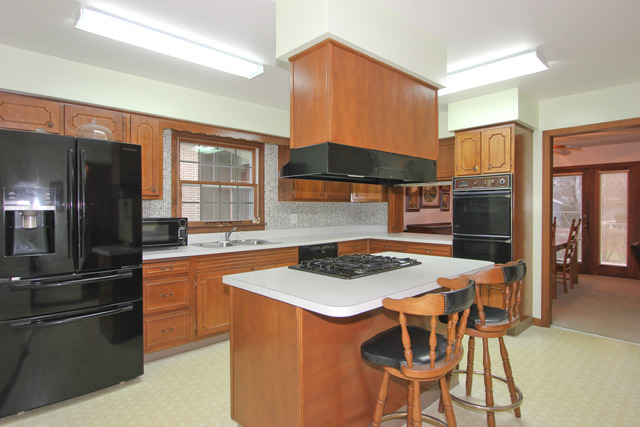 841 Ruth Drive Elgin, IL 60123 - Photo 12 of 25