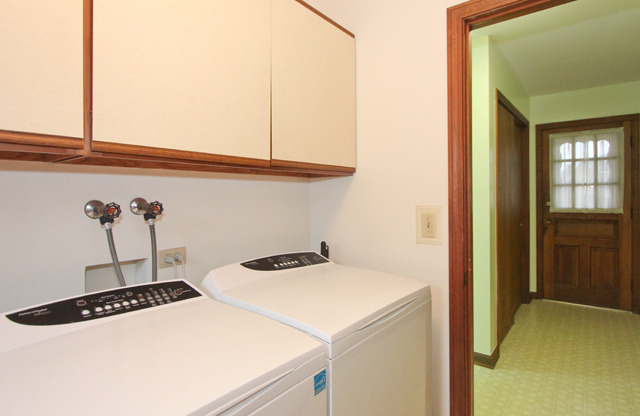 841 Ruth Drive Elgin, IL 60123 - Photo 14 of 25