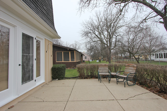 841 Ruth Drive Elgin, IL 60123 - Photo 23 of 25