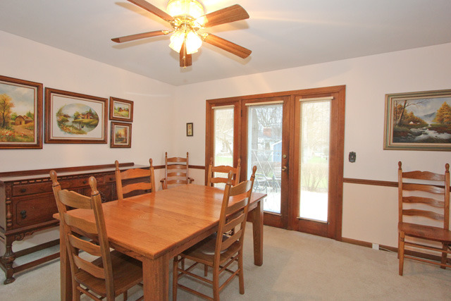 841 Ruth Drive Elgin, IL 60123 - Photo 10 of 25