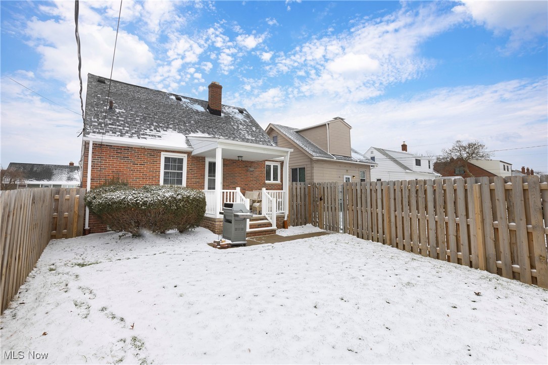 8115 Spring Garden Road Cleveland, OH 44129 - Photo 41 of 44