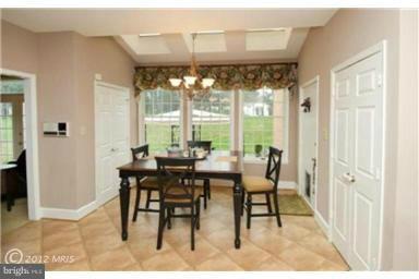 17908 Fraley Farm Road Derwood, MD 20855 - Photo 14 of 23 Kitchen
