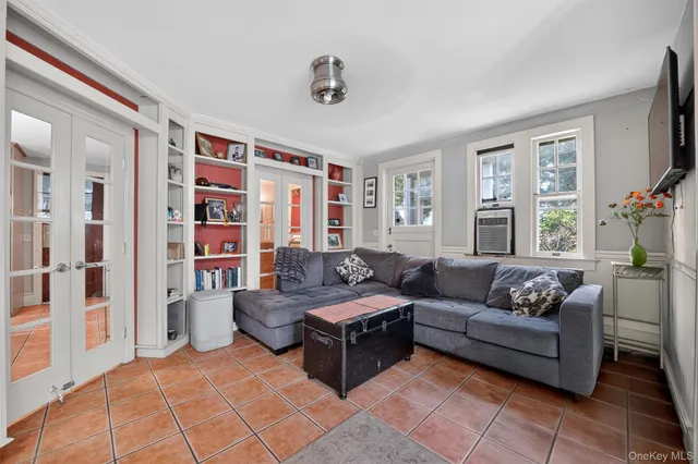 $474,999 | 13 Garfield Place, Poughkeepsie, NY 12601