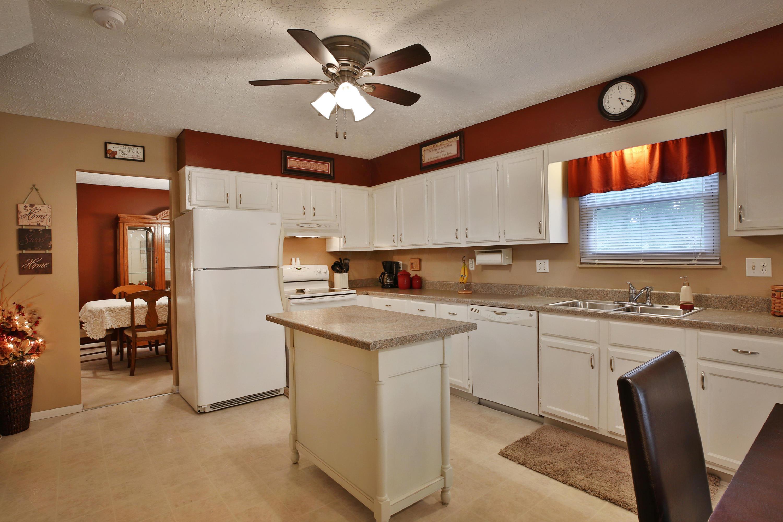 4914 Dunlap Road Columbus, OH 43229 - Photo 11 of 40 Gallery Image 11