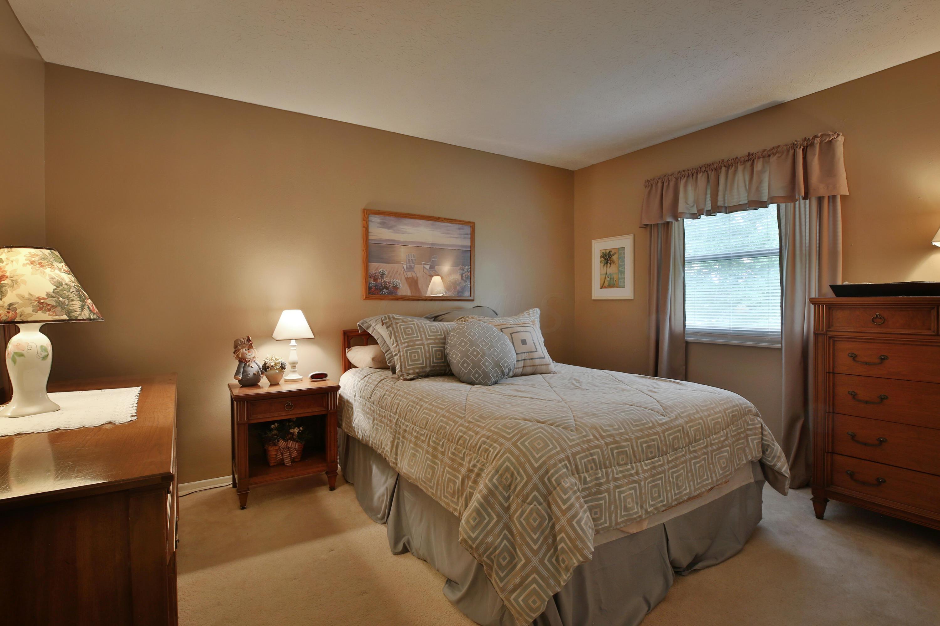 4914 Dunlap Road Columbus, OH 43229 - Photo 24 of 40 Gallery Image 24