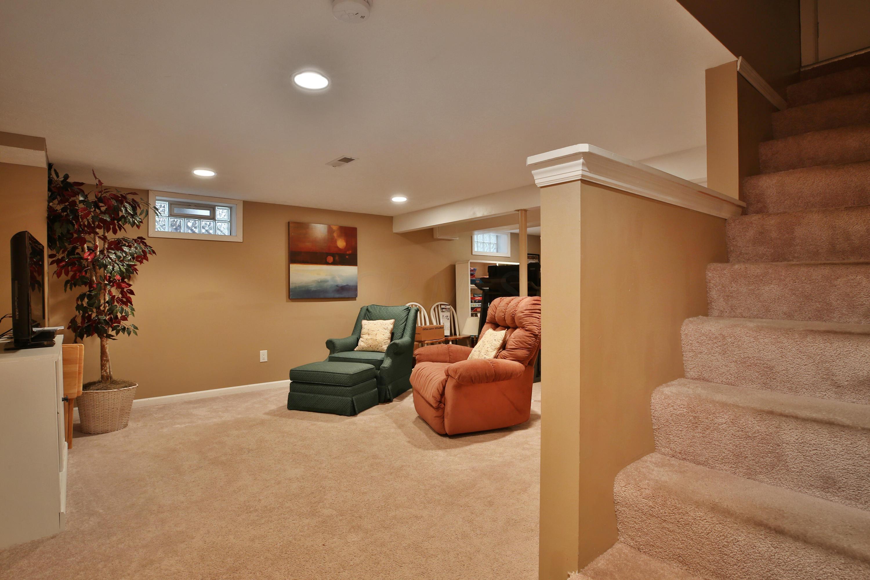 4914 Dunlap Road Columbus, OH 43229 - Photo 29 of 40 Gallery Image 29