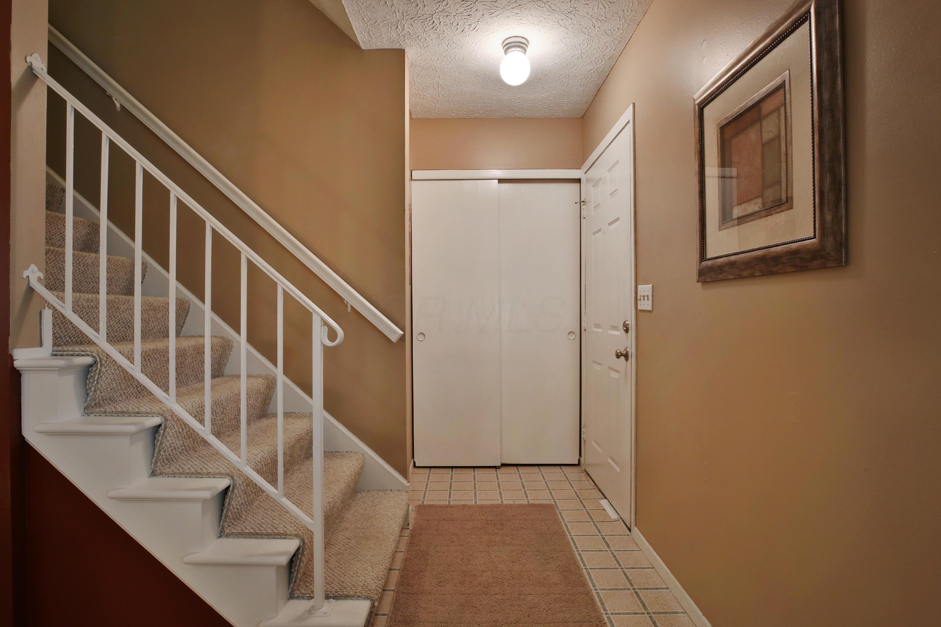 4914 Dunlap Road Columbus, OH 43229 - Photo 3 of 40 Gallery Image 3