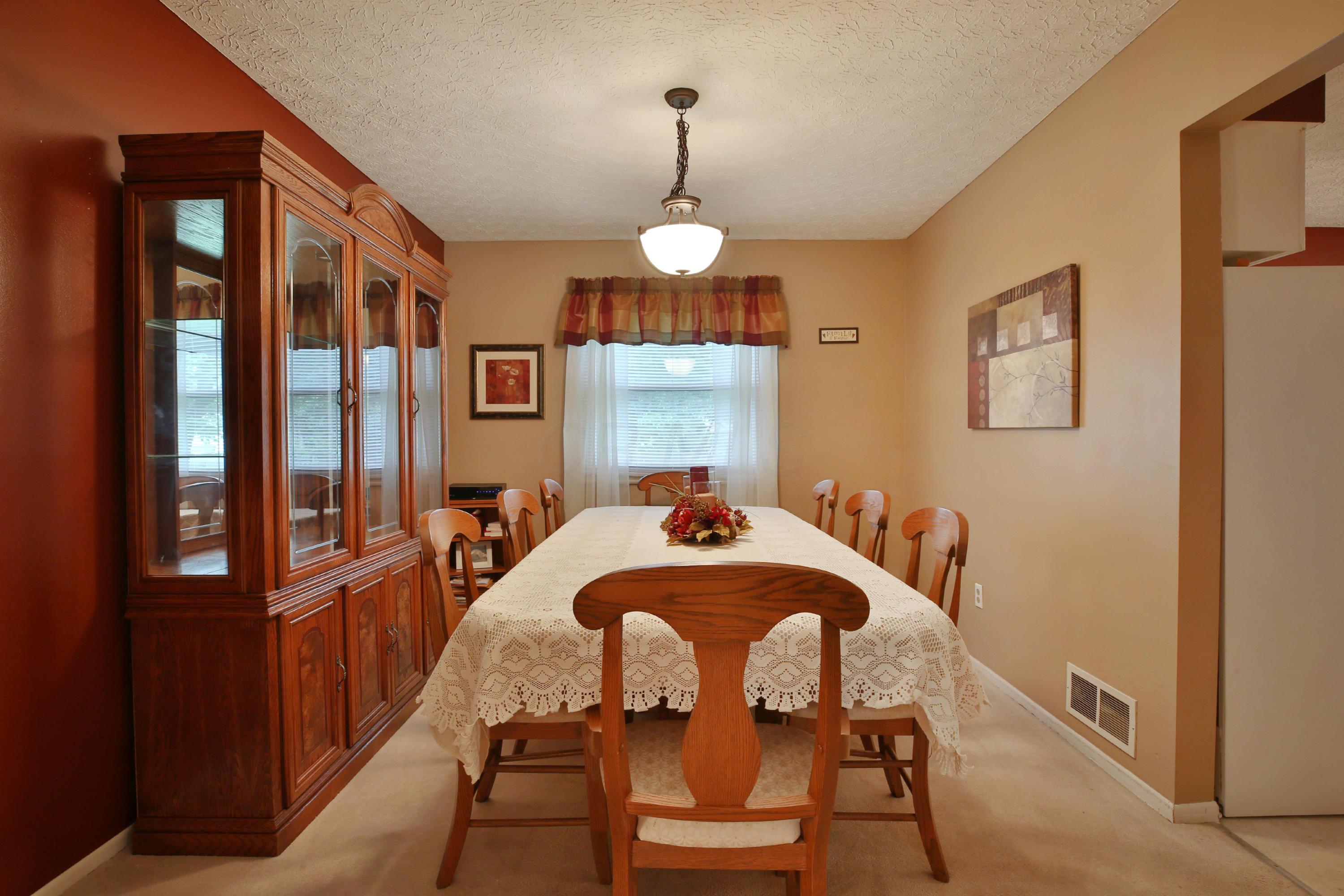 4914 Dunlap Road Columbus, OH 43229 - Photo 8 of 40 Gallery Image 8