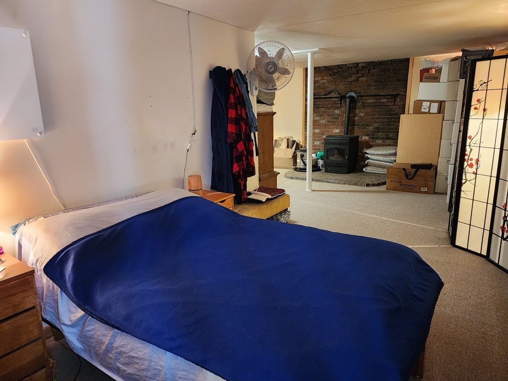 110 Lorimer Street Springfield, MA 01151 - Photo 18 of 19 Gallery Image 18