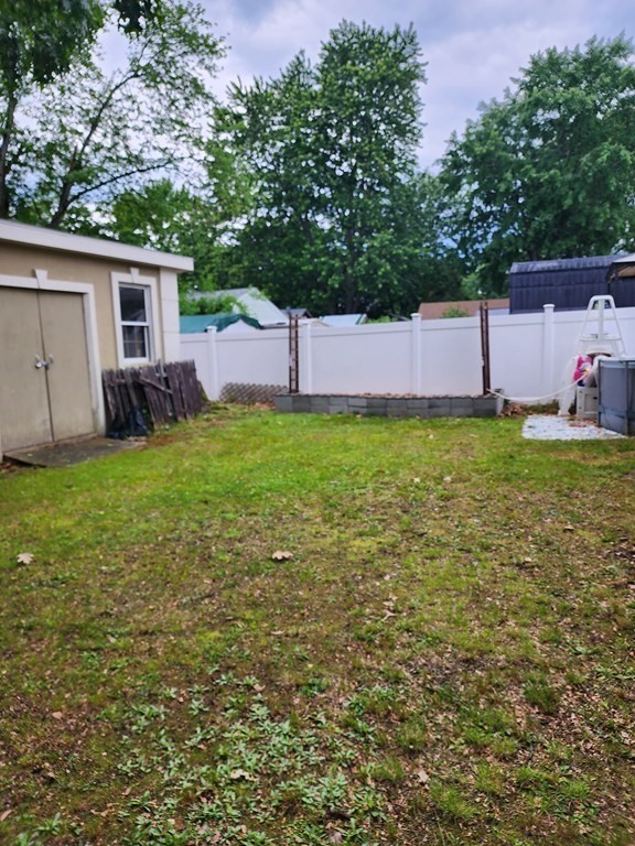 110 Lorimer Street Springfield, MA 01151 - Photo 2 of 19 Gallery Image 2