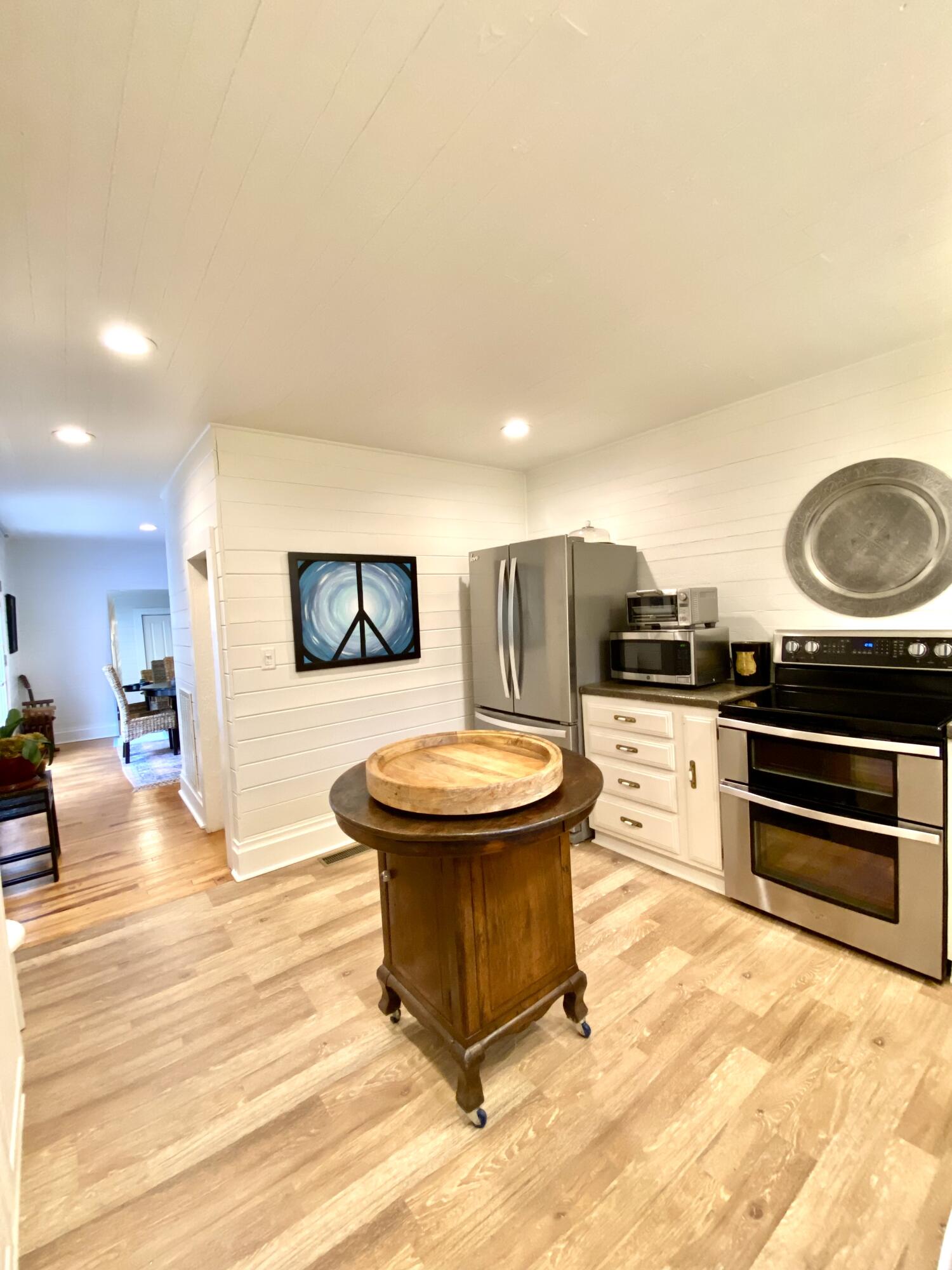 1308 Dry Valley Road Rossville, GA 30741 - Photo 11 of 39 kitchen