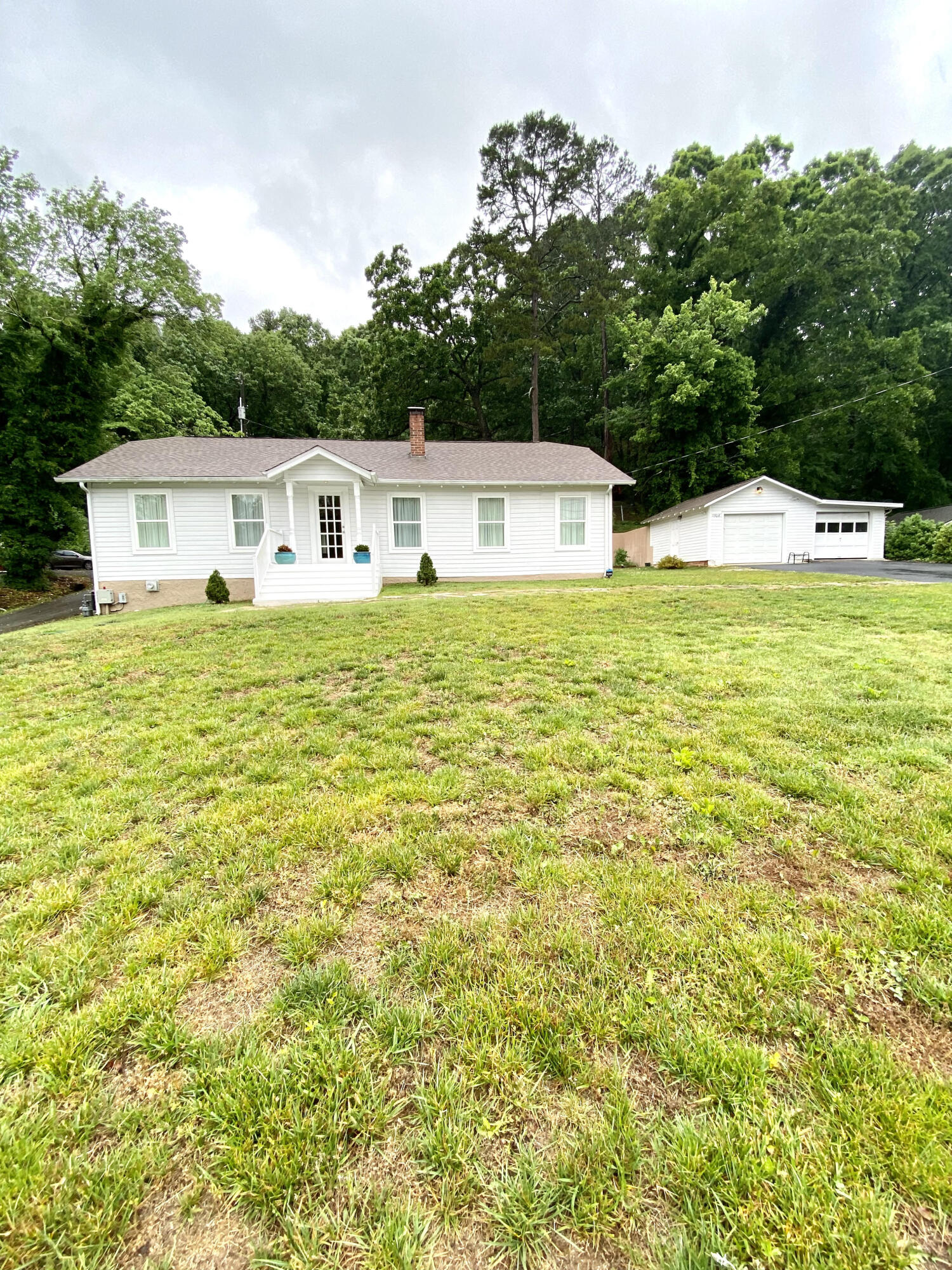 1308 Dry Valley Road Rossville, GA 30741 - Photo 2 of 39 front