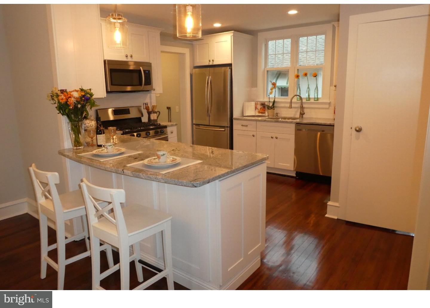 236 Strathmore Road Havertown, PA 19083 - Photo 4 of 13