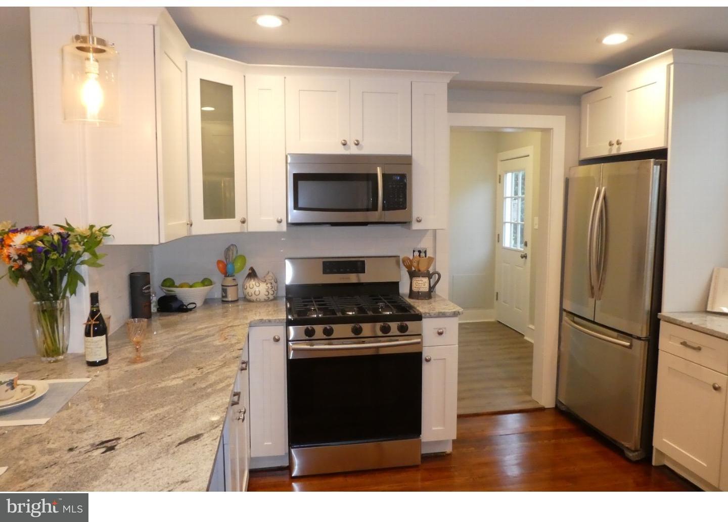236 Strathmore Road Havertown, PA 19083 - Photo 5 of 13