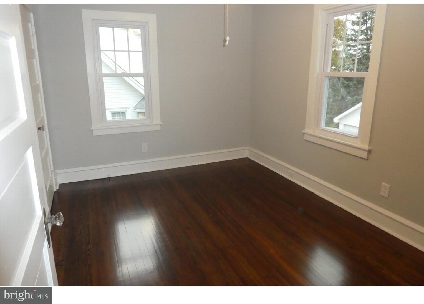 236 Strathmore Road Havertown, PA 19083 - Photo 10 of 13