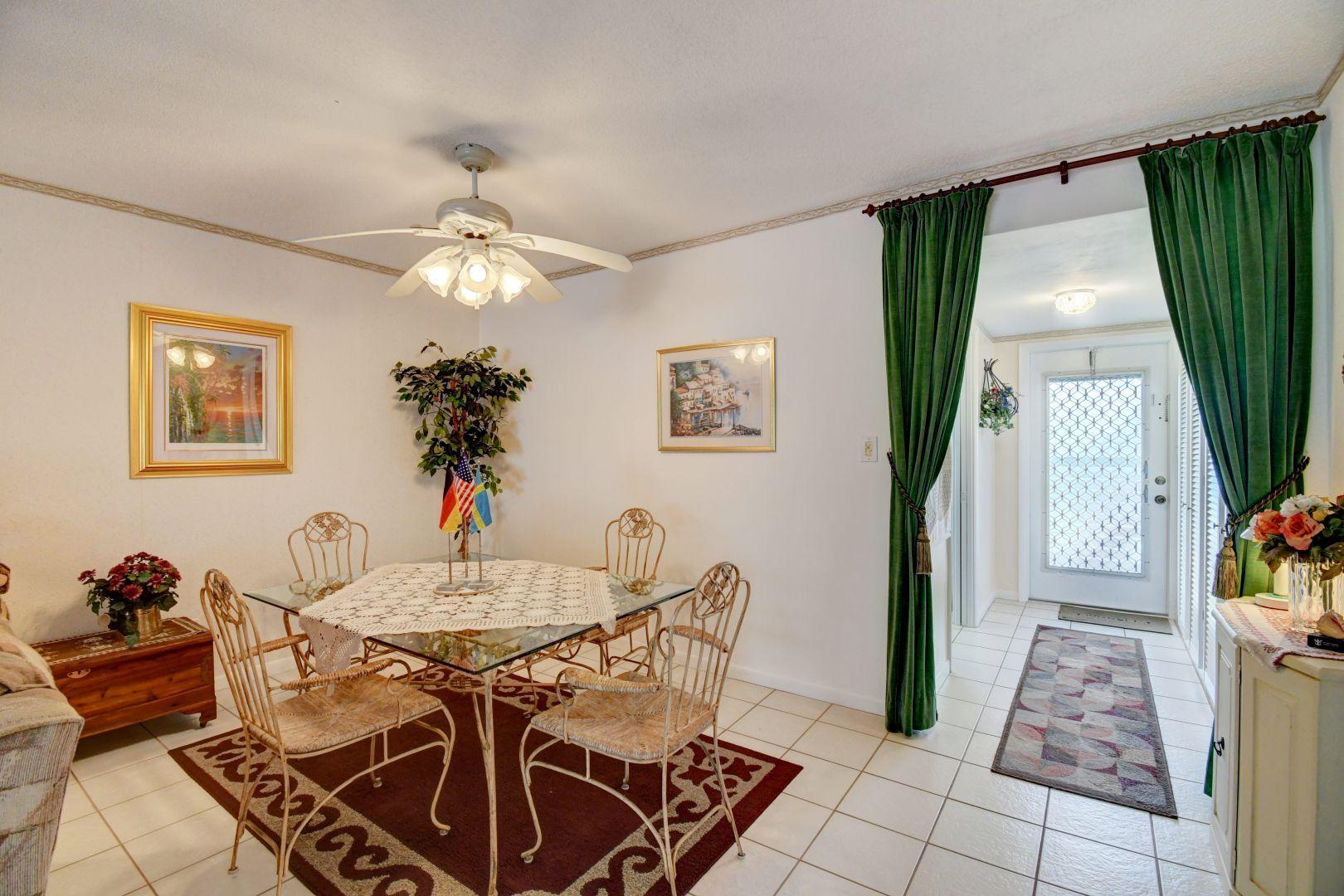 15 Southeast 13th Street, Unit B4 Boca Raton, FL 33432 - Photo 6 of 32 09_dsc_3126_27_28_29_30