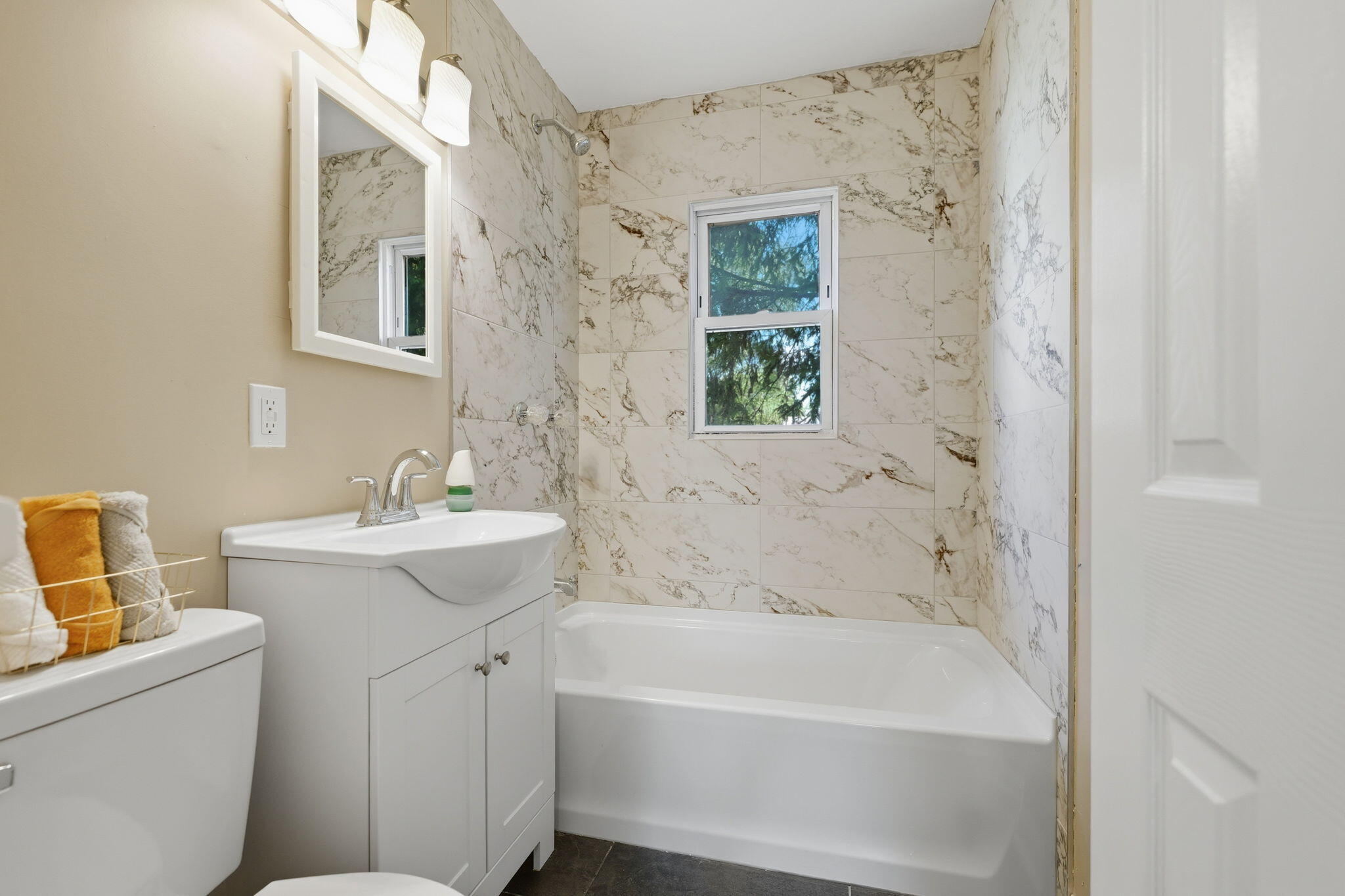1001 Utah Street Gary, IN 46403 - Photo 10 of 19 2048x1365
