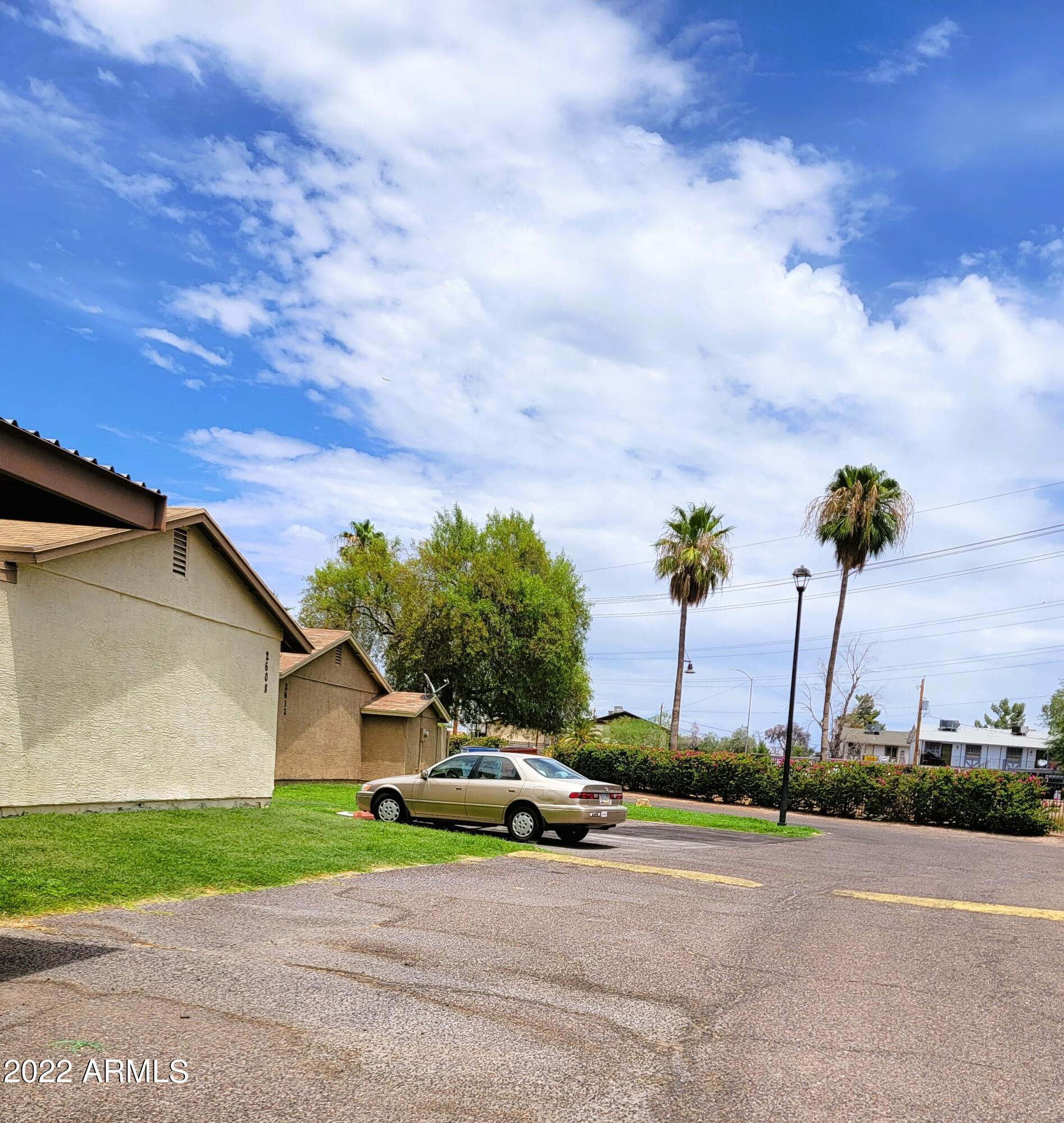 2604 East Lemon Street Tempe, AZ 85288 - Photo 8 of 12 Lemon Parking Area