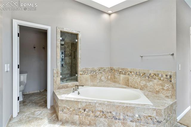 1664 Devils Point Highlands Ranch, CO 80126 - Photo 24 of 46 Gallery Image 24