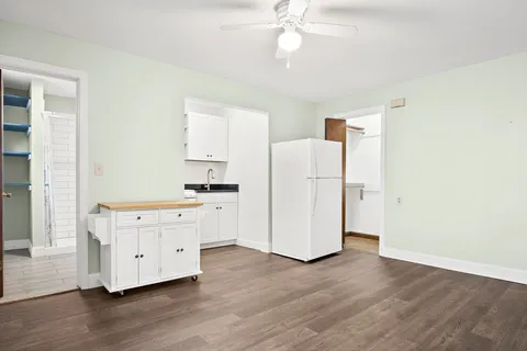 $1,700 | 135 Clifton Street, Unit 1, Malden, MA 02148