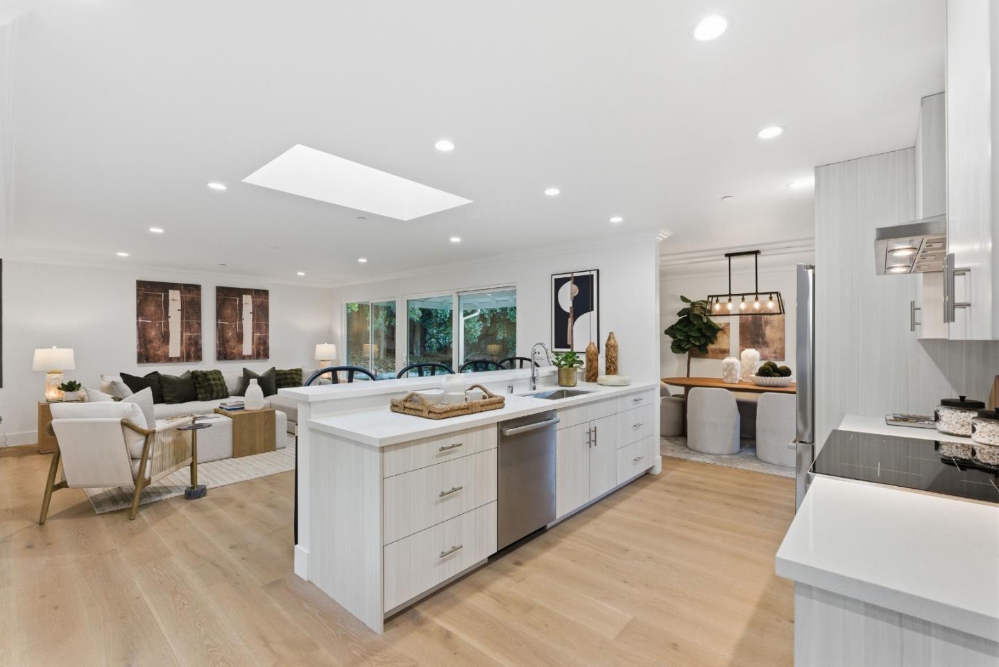 670 La Mesa Drive Portola Valley, CA 94028 - Photo 15 of 43