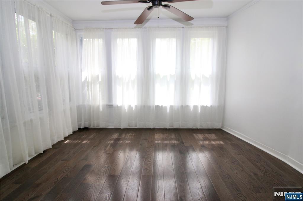 160 Myrtle Avenue Allendale, NJ 07401 - Photo 11 of 22