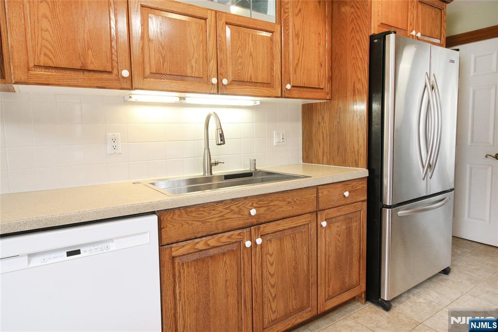 160 Myrtle Avenue Allendale, NJ 07401 - Photo 17 of 22