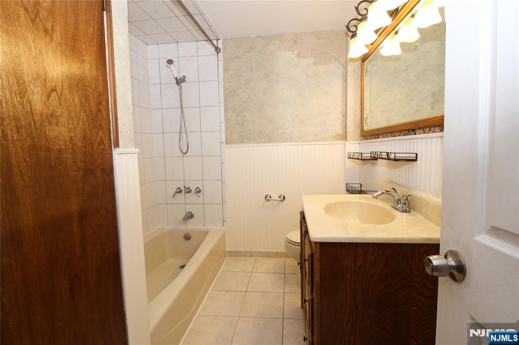 160 Myrtle Avenue Allendale, NJ 07401 - Photo 22 of 22