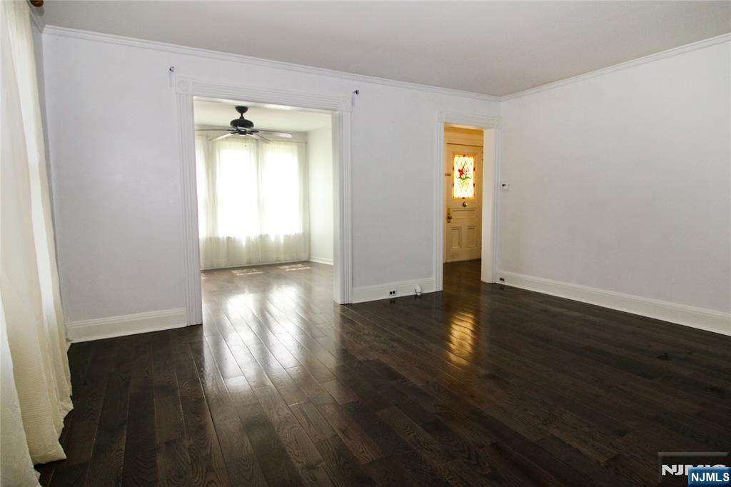 160 Myrtle Avenue Allendale, NJ 07401 - Photo 10 of 22