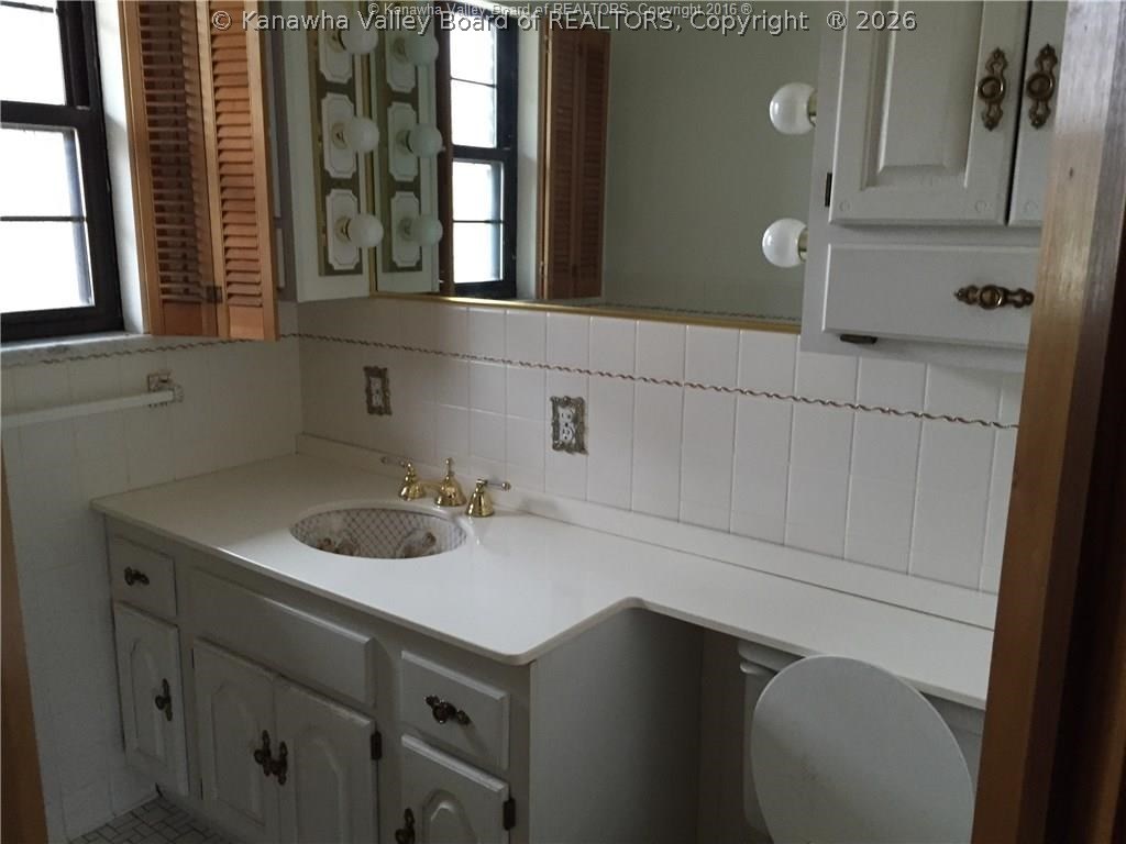 1704 Mt Alpha Road Charleston, WV 25304 - Photo 25 of 29 Gallery Image 25