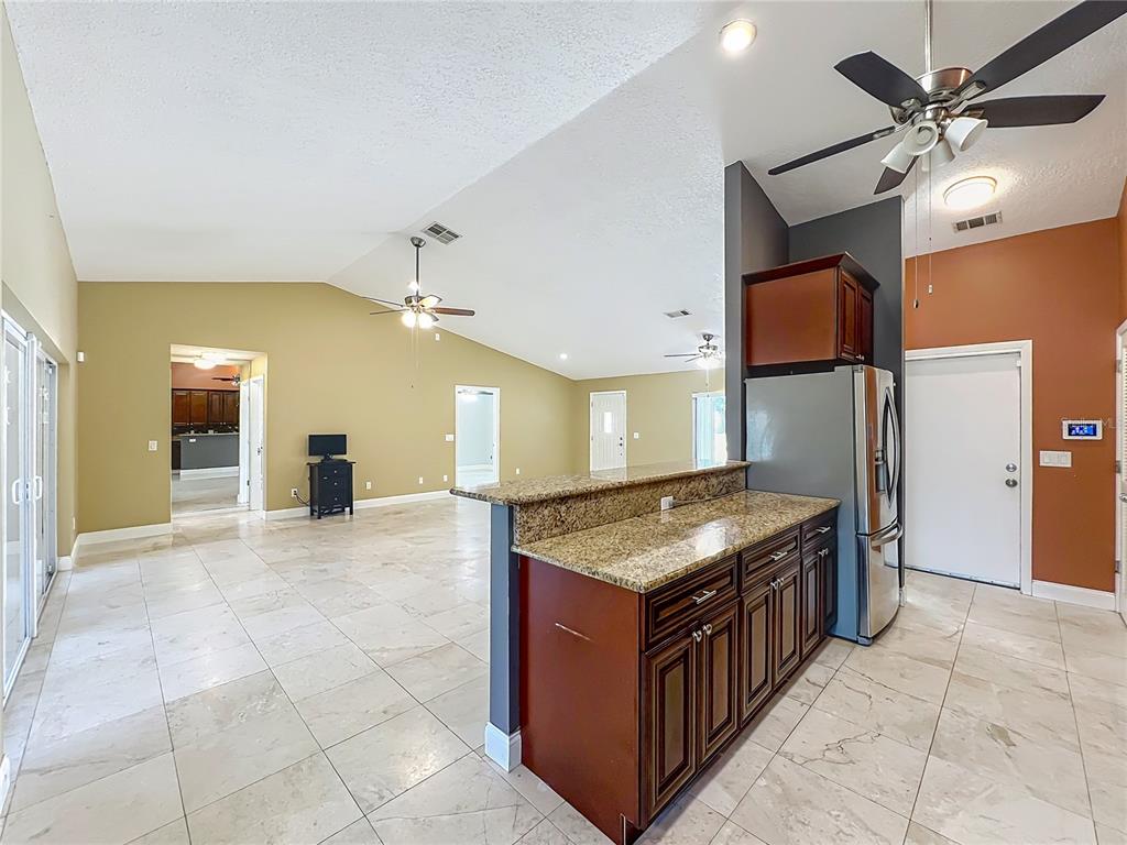 1205 Forest Circle Altamonte Springs, FL 32714 - Photo 17 of 47