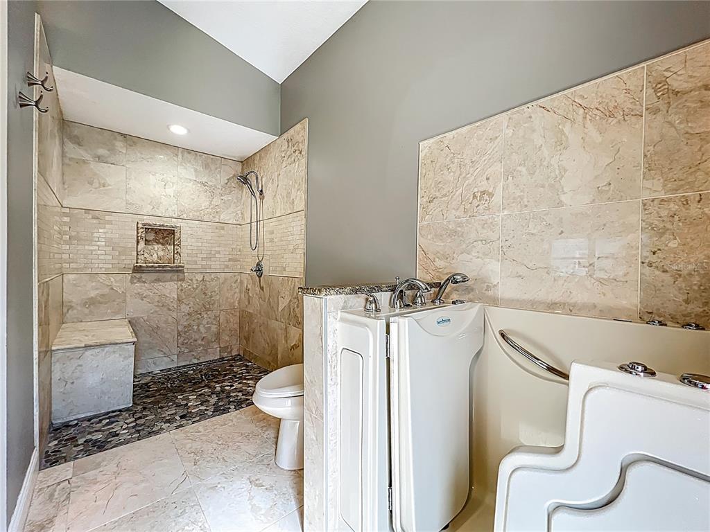 1205 Forest Circle Altamonte Springs, FL 32714 - Photo 31 of 47