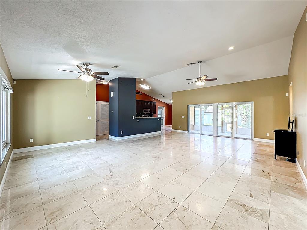 1205 Forest Circle Altamonte Springs, FL 32714 - Photo 6 of 47