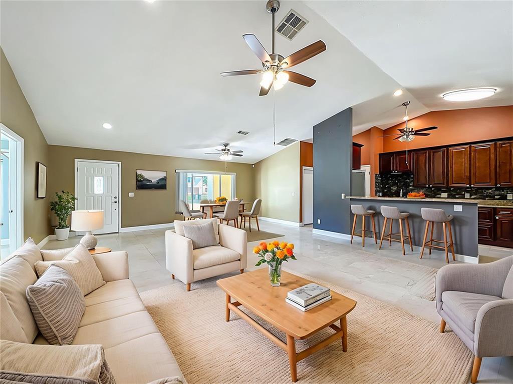 1205 Forest Circle Altamonte Springs, FL 32714 - Photo 8 of 47