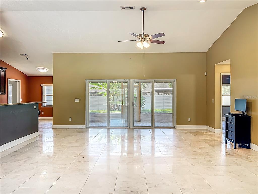 1205 Forest Circle Altamonte Springs, FL 32714 - Photo 10 of 47